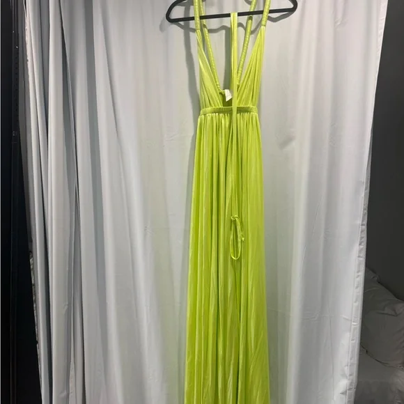 Bronx and Banco Goddess Gown in Neon Yellow - Picture 4 of 5